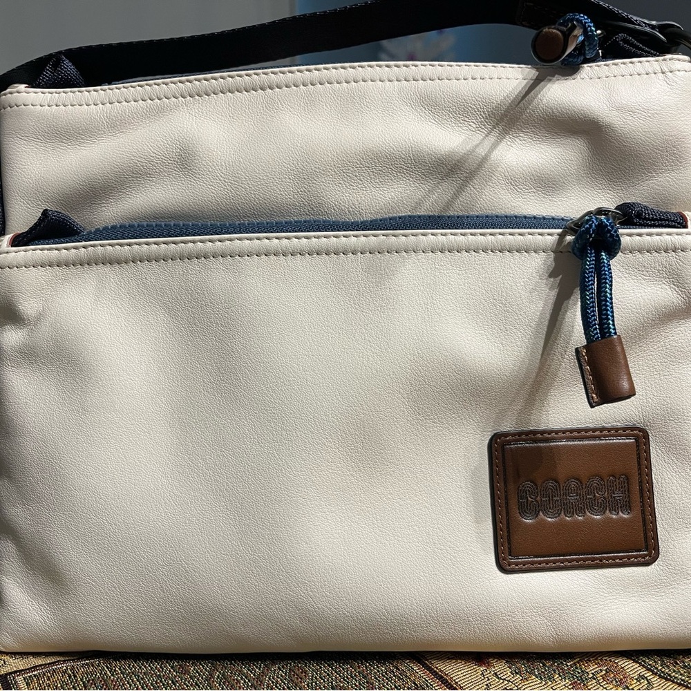 COACH Pacer Crossbody in Chalk, Navy & Brown - Picture 2 of 14